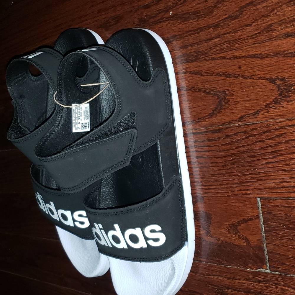 NWOT Women's Adidas sandals - Picture 2 of 4